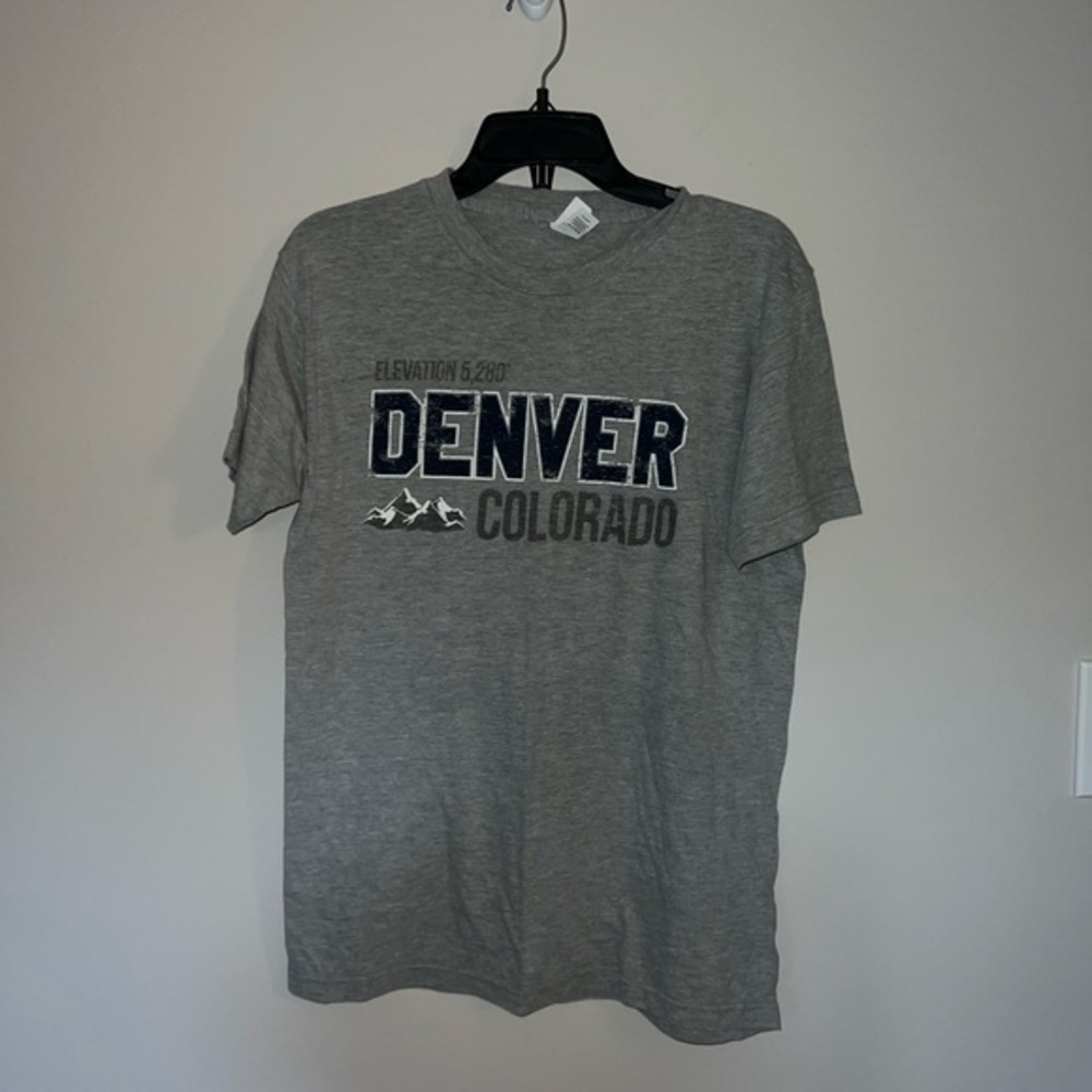 grey and blue Denver Colorado shirt tultex medium